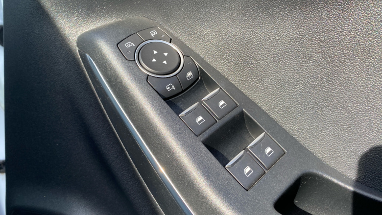 Ford Puma 1.0 EcoBoost Hybrid mHEV 155 ST-Line X 1st Ed+ 5dr Petrol Hatchback